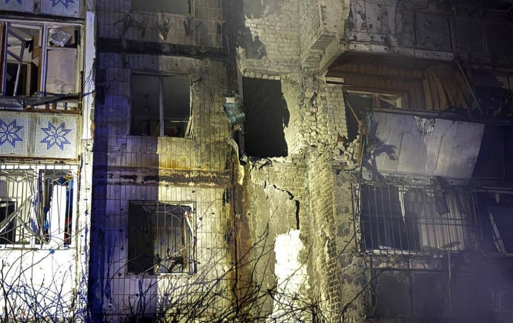 Нічна атака РФ на Одесу: поранені діти, пошкоджені будинки та авто (ФОТО)