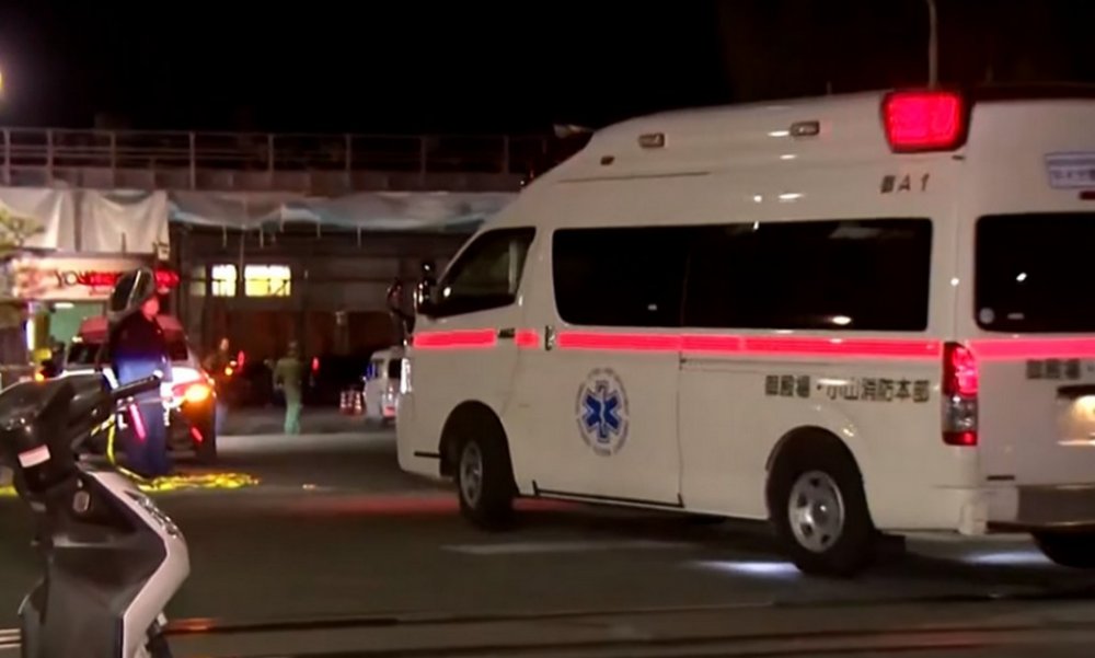 Внаслідок нападу з ножем і хімічною речовиною в Японії постраждали 15 осіб (ВІДЕО)