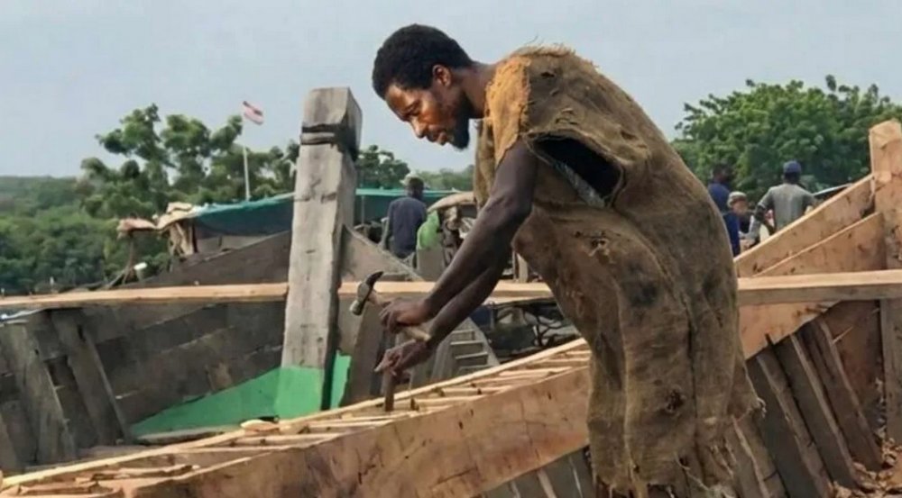 Мерседес замість ковчега: у Гані затримали пророка, який передрікав потоп на Різдво (ВІДЕО)