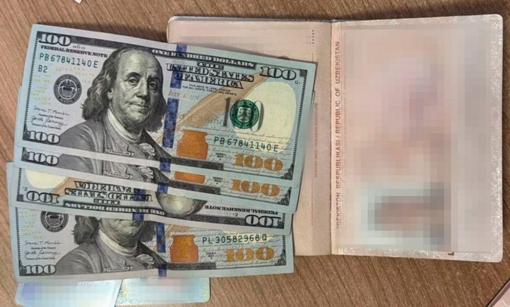 В пункті пропуску на Одещині іноземець пропонував хабар прикордоннику (ВІДЕО)