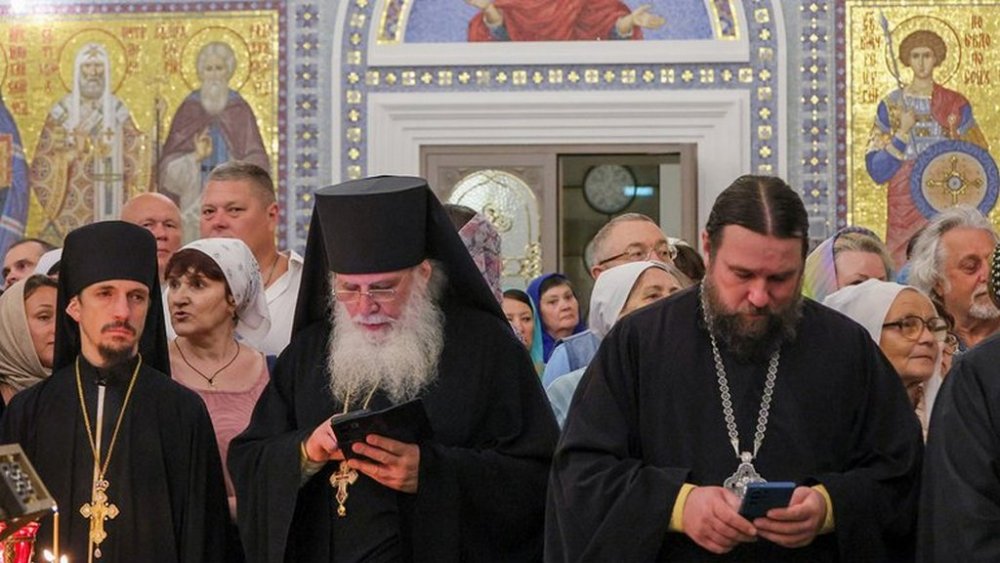 «Православний ШІ»: в Росії хочуть створити релігійний штучний інтелект