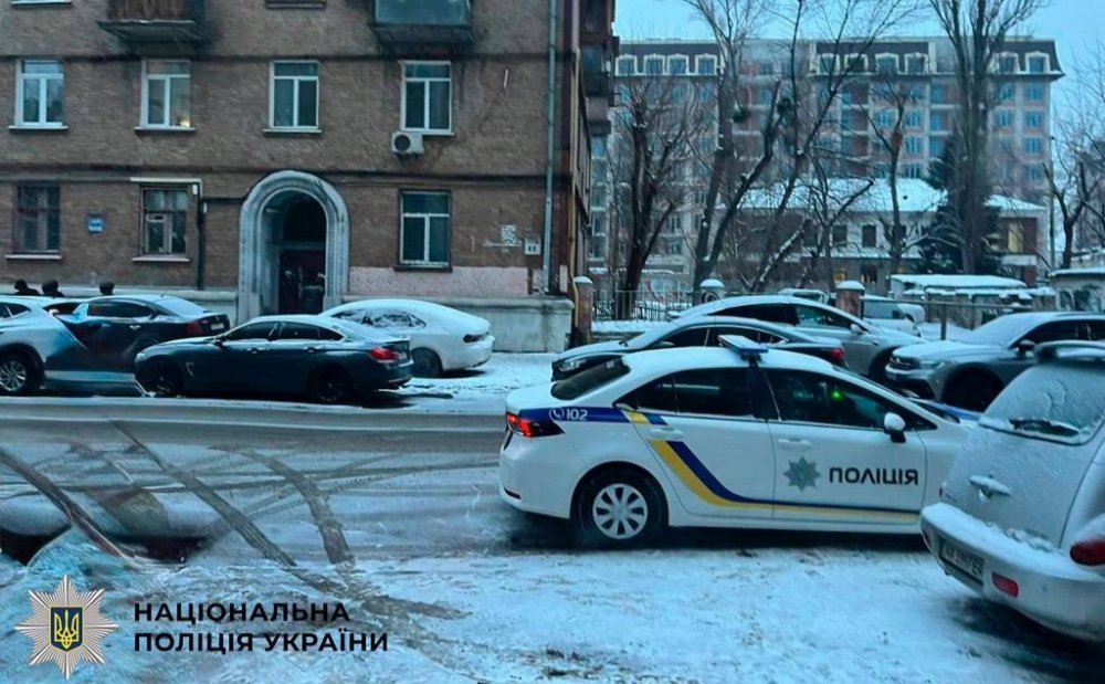 Не розганяйте панічні настрої: столична поліція звернулася до медіа через брехню про замерзлу жінку