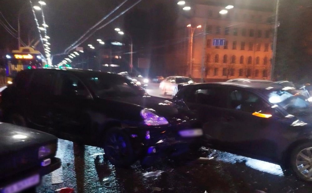 У Києві судитимуть водія Porsche, який спричинив ДТП та відкрив стрілянину (ФОТО)