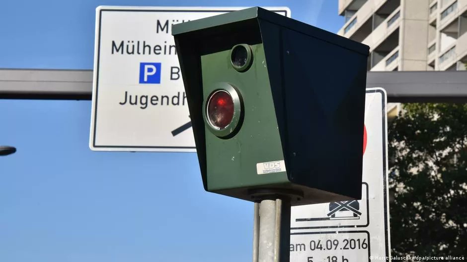 У Німеччині встановили фоторадар із лімітом 0 км/год: під фіксацію потрапили навіть пішоходи