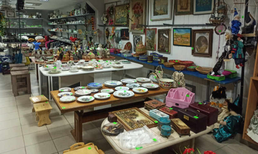 Намалювали ще до народження: хлопець випадково знайшов свій портрет з далекого минулого