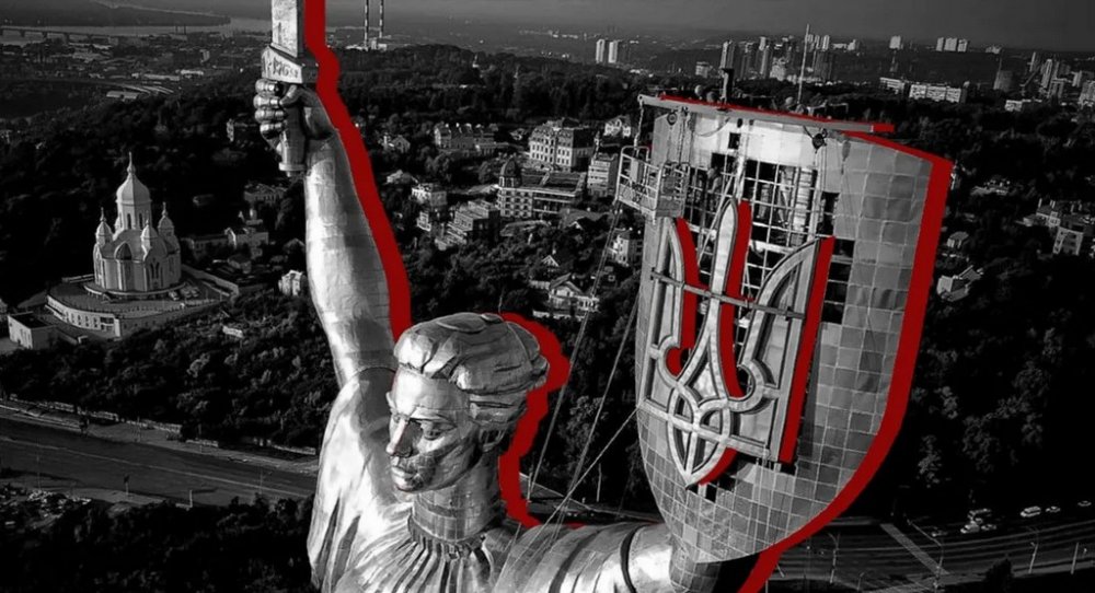 Атака РФ по Києву пошкодила Залу слави біля «Батьківщини-Мати» (ФОТО)