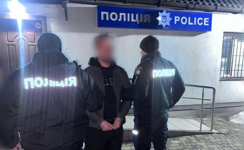 На Київщині чоловік влаштував стрілянину у крамниці