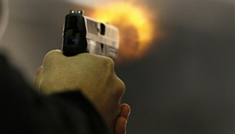 Стрілянина у Запоріжжі: двоє військових у СЗЧ напали на патрульних (ВІДЕО)