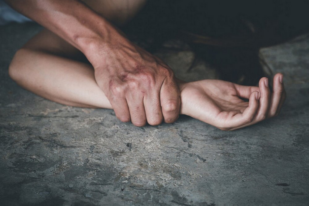 Напоїв алкоголем 16-річну дівчину та зґвалтував її: у Києві судитимуть зловмисника (ФОТО)