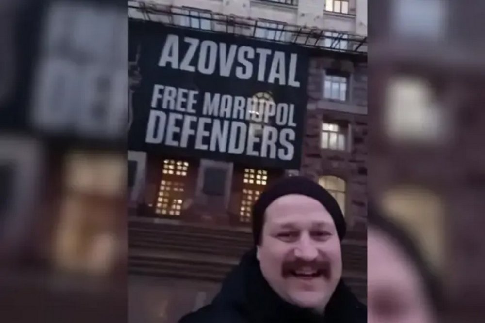 У Києві затримали дезертира, який глузував із меморіалу героїв на Майдані (ВІДЕО)