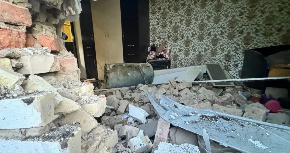 У Василькові бойова частина від ракети Х-101 влетіла прямо в спальню до 19-річної дівчини (ФОТО)