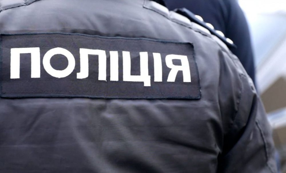 Сімейка наркозбувачів з Дніпровського району Києва може сісти на 10 років (ФОТО)