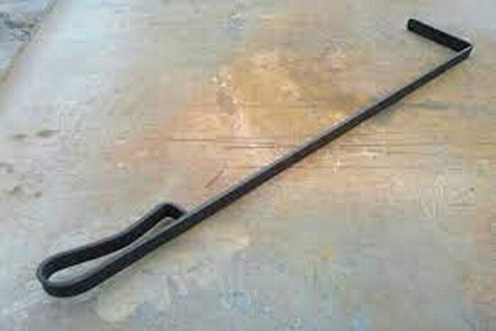 На Кіровоградщині жінка забила батька до смерті кочергою