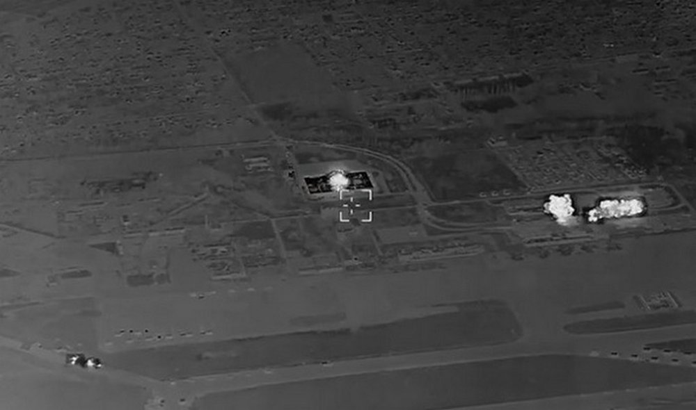 Сили оборони вдарили ракетами SCALP по місцю зберігання російських ударних БпЛА (ВІДЕО)