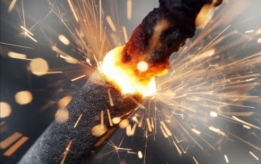 На Вишгородщині 19-річний юнак запустив феєрверк та спричинив пожежу