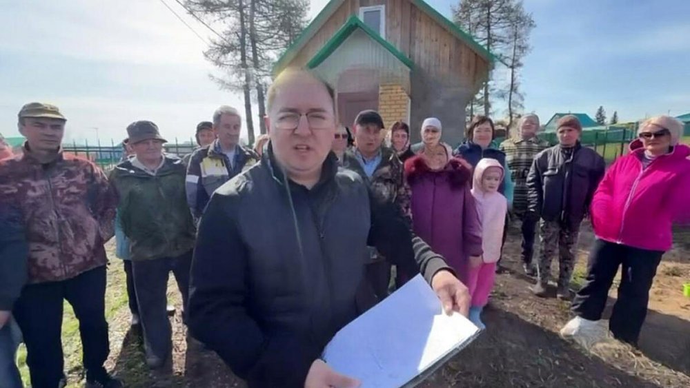 Надія тільки на бога: жителі російського села звернулися до Папи Римського