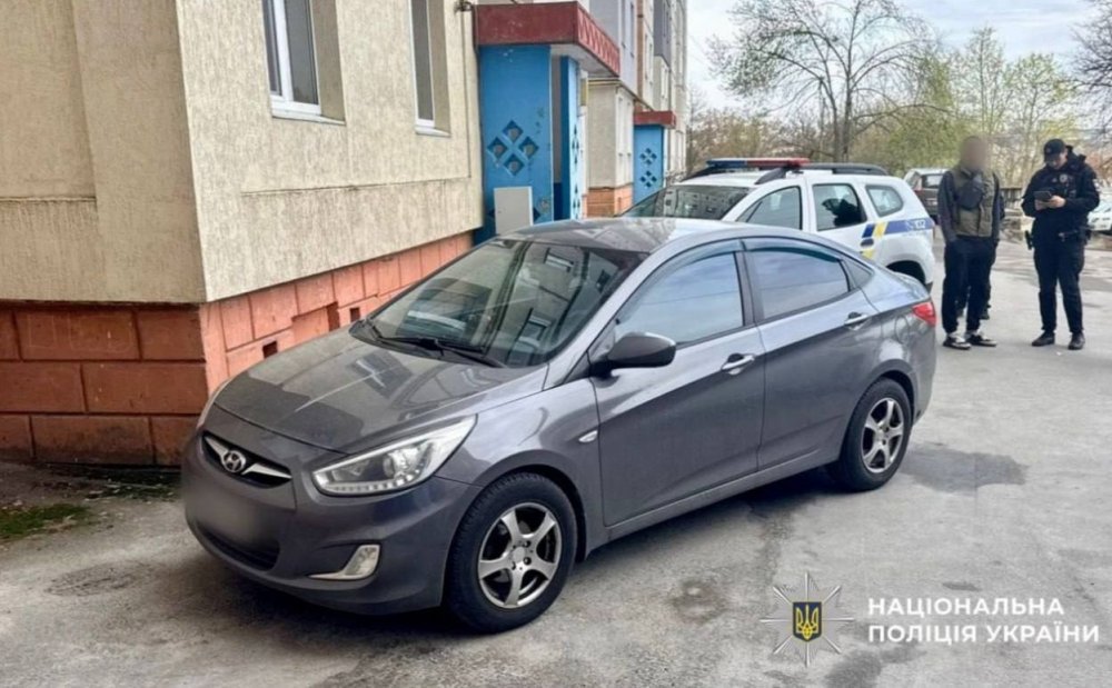 Рухався заднім ходом: на Київщині водій Hyundai Accen наїхав на 10-річну дівчинку