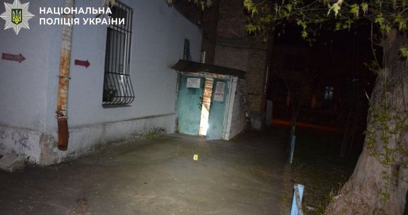 Вдарив арматурою по голові: у Києві затримали 18-річного грабіжника (ФОТО)
