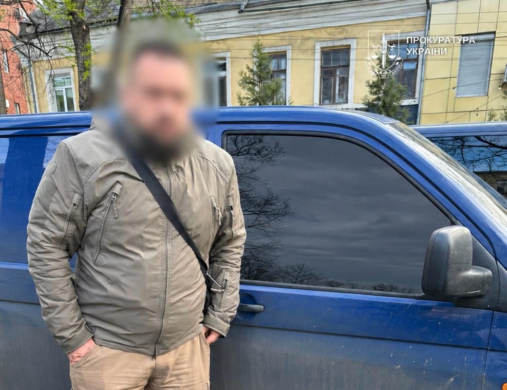 Скандальний екссуддя та посадовці ДВС привласнили п’ять квартир померлих киян