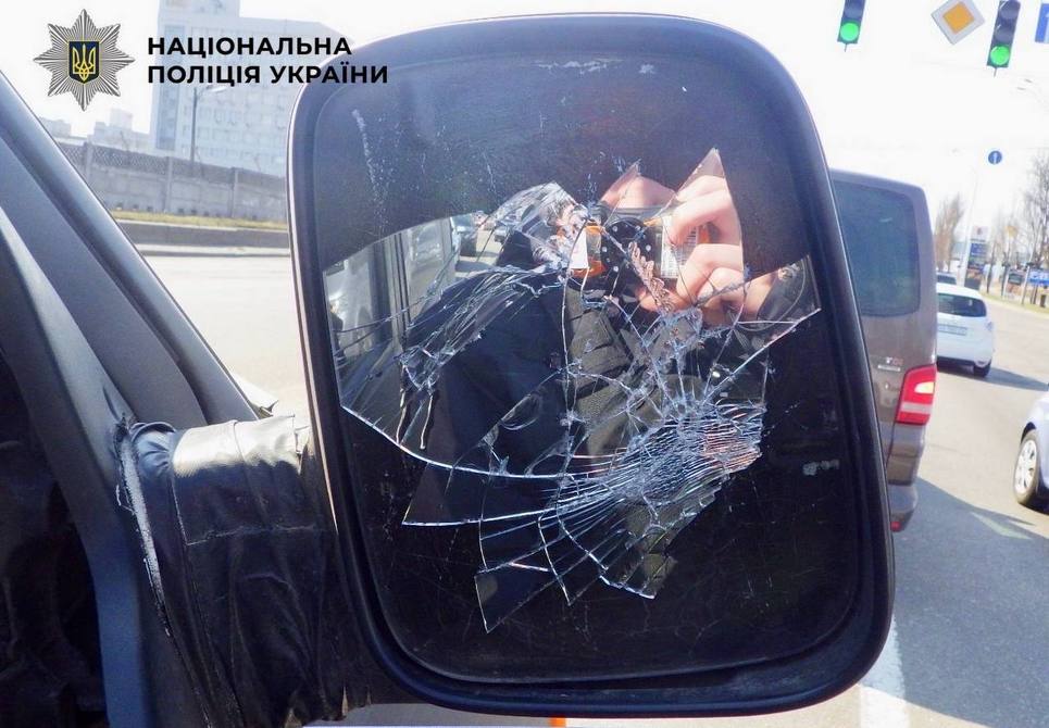 У Києві судитимуть чоловіка, який через дорожній конфлікт пограбував військовослужбовця (ФОТО)