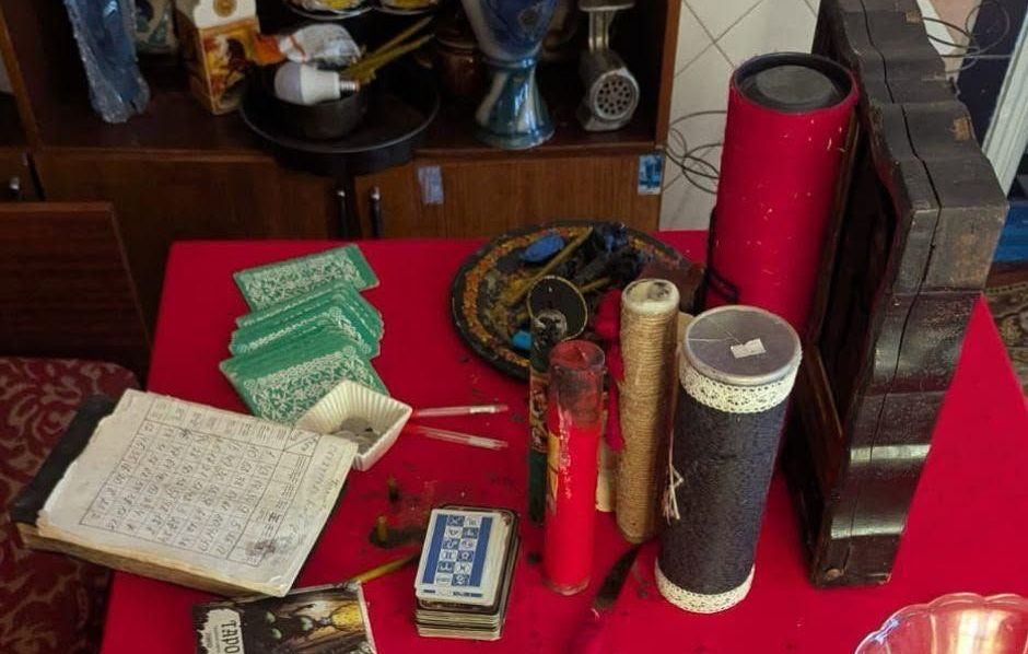 «Знімали порчу» за сотні тисяч: у Києві судитимуть банду «ворожок» (ФОТО)