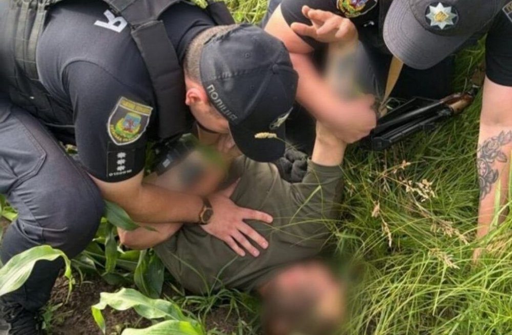 Не дожила до 18 років через байдужість дорослих: на Київщині дезертир-нелюд жорстоко вбив дівчинку