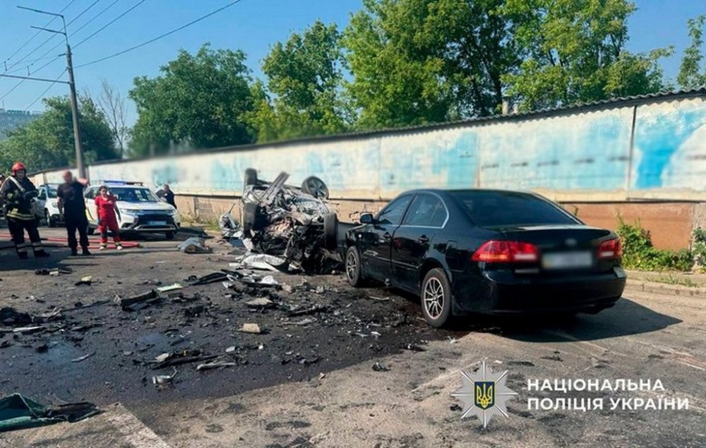 Слідчі поліції Києва встановлюють обставини смертельної ДТП між Виноградарем та Нивками (ФОТО)