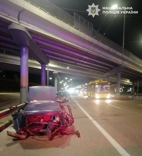 Поліцейські затримали водія Daewoo Nubira, який скоїв смертельну ДТП на проспекті Степана Бандери (ФОТО)