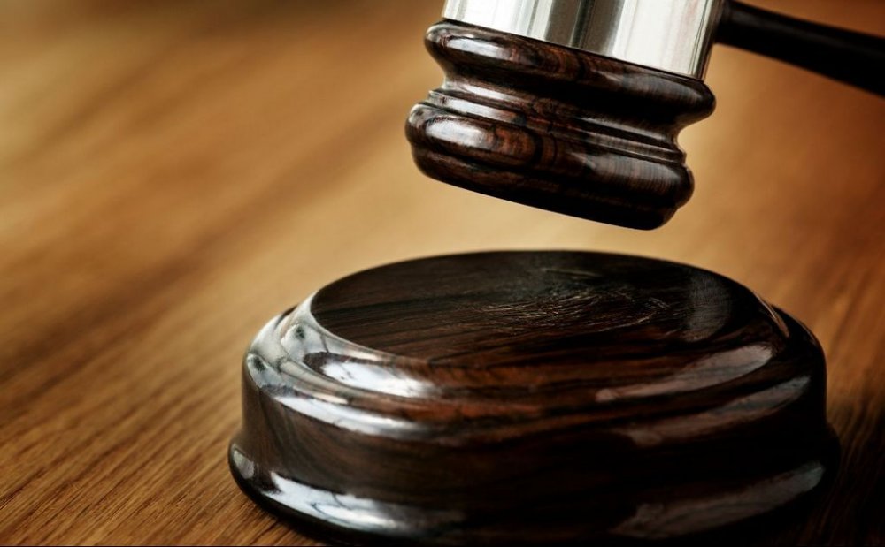 У Києві чоловік хотів отримати компенсацію за чужий зруйнований будинок