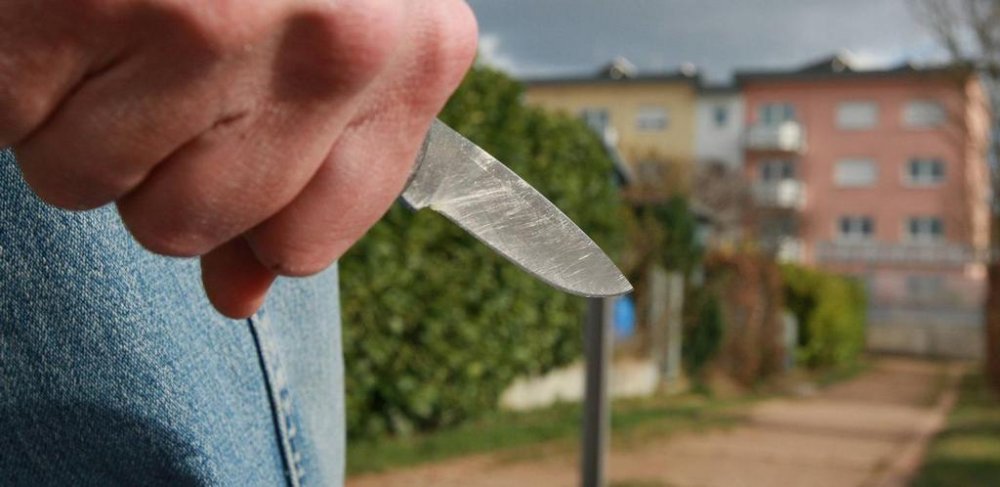 На Київщині правоохоронці повідомили про підозру чоловіку після ножового нападу