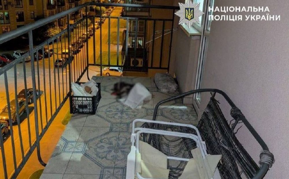 На столичних Теремках чоловік залишив собаку на балконі у спеку: тварина загинула (ФОТО)