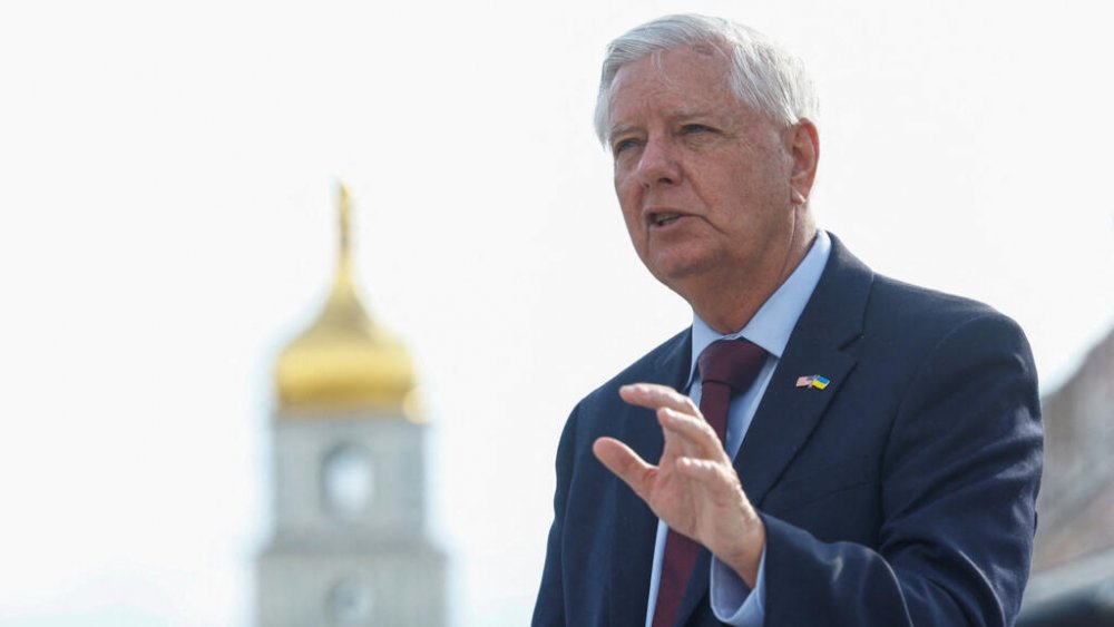 У США на 72-му році життя помер сенатор-республіканець Ліндсі Грем