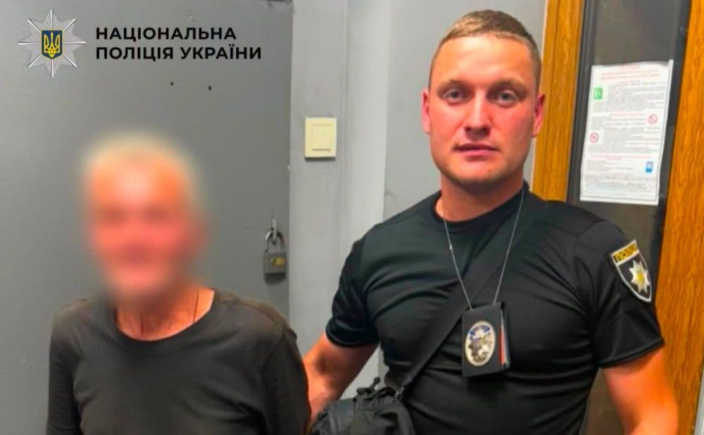 Поліція затримала та відпустила чоловіка, який в Києві напав на доньку відомого журналіста