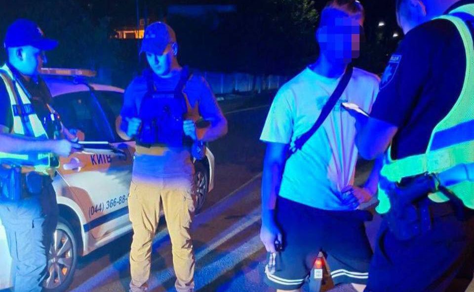 У Києві вночі виловили чергового п’яного на електросамокаті (ФОТО)