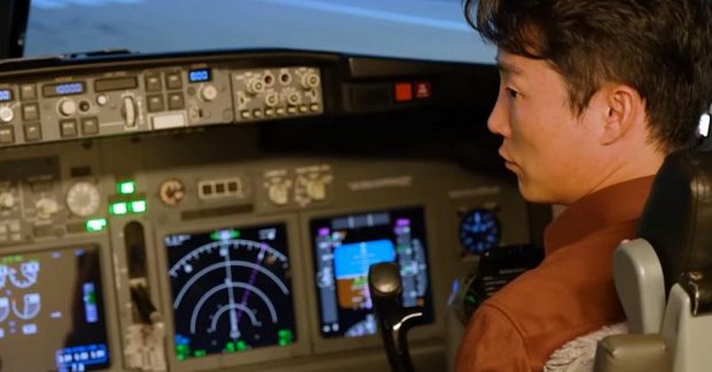 Пілот КНДР уперше спробував посадити Boeing 737: без курйозу не обійшлося