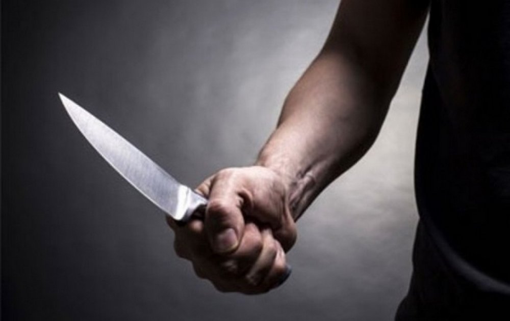 Кухонним ножем у серце: у Києві дизертир у хостелі вбив чоловіка